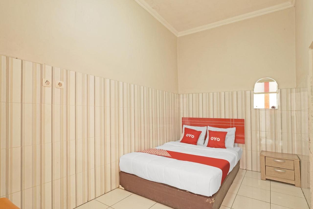 Oyo 91453 Hotel Srikandi Gejayan Maguwo Экстерьер фото